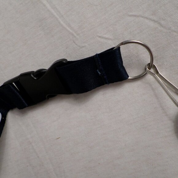 Houston Texans Navy Blue Lanyard Snap Closure Including Texans Lanyard Hook Ext - Picture 3 of 5